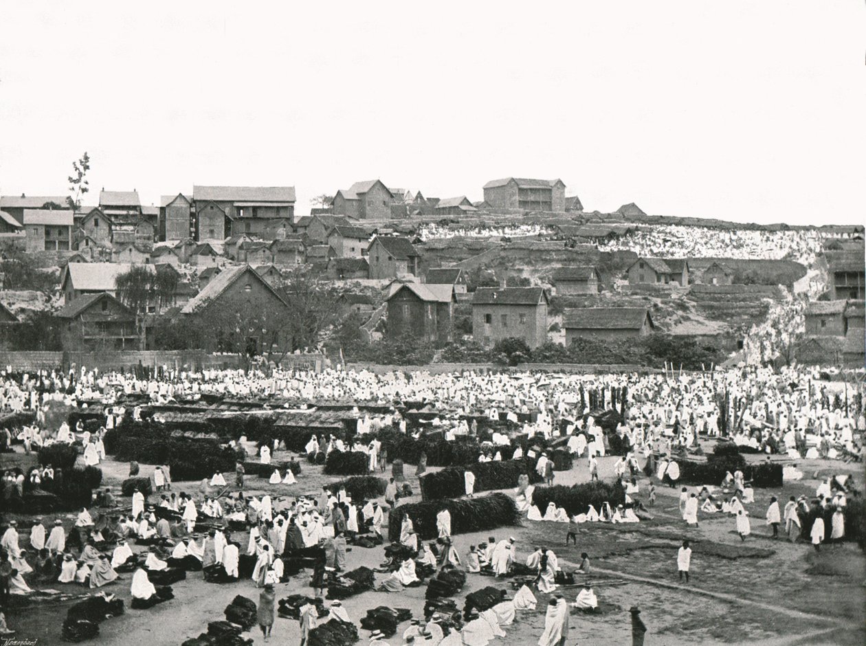 Pazar Yeri, Antananarivo, Madagaskar, 1895. by Colonel Stewart