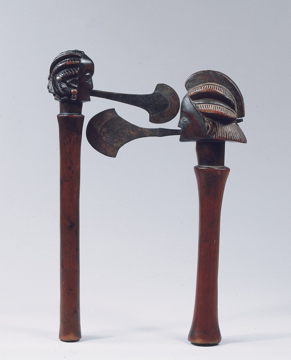 Luba Shankadi baltaları (ahşap ve metal) by Congolese Congolese