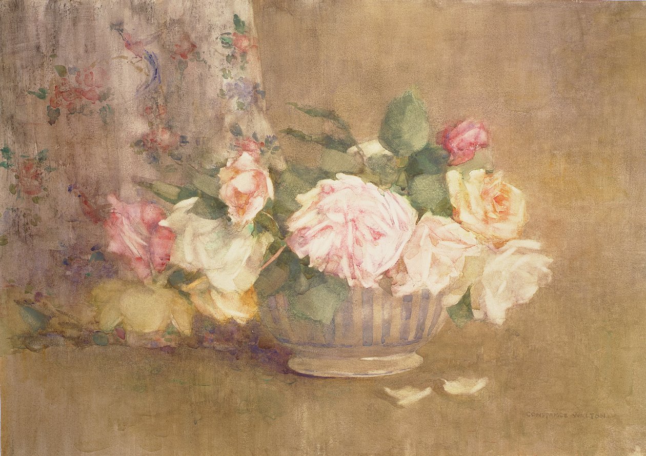 Bir Kase Pembe, Sarı ve Beyaz Gül (kağıt üzerine sulu boya) by Constance Walton