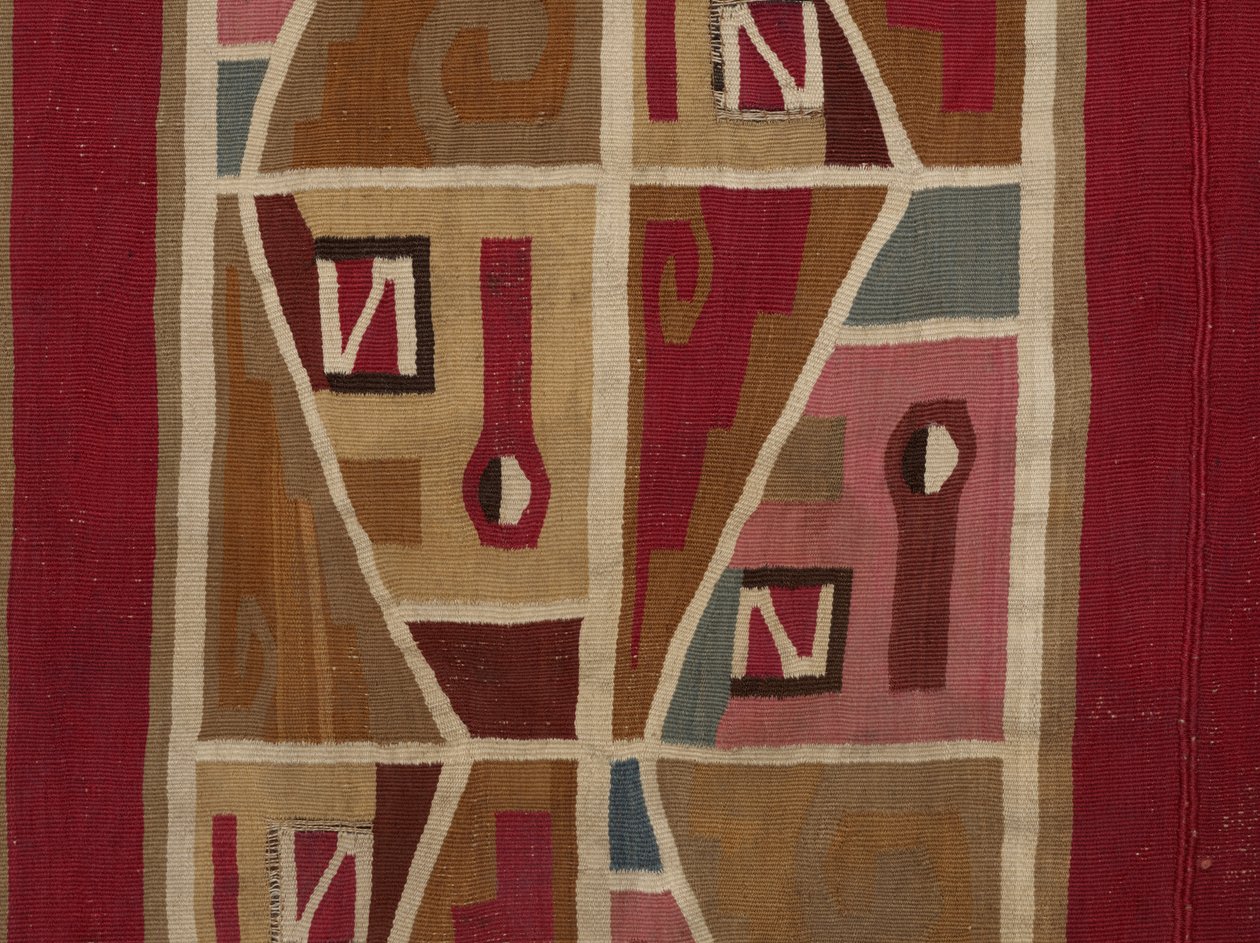 Profil başlıklı ve kademeli perdeli tunik, c.650-800 (pamuk ve kamelid elyafı) by Culture Huari