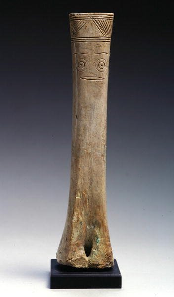 Oyma figür, Erken Tunç Çağı, MÖ 2700-1900 (kemik) by Cypriot Cypriot
