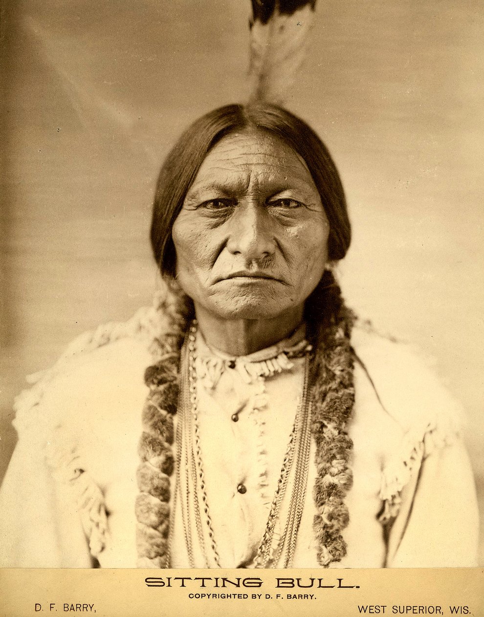 Oturan Boğa (1834-1890) Amerikalı Dakota Sioux Kızılderili şefi (Hint adı Tatanka Iyotake) fotoğrafı, David F. Barry by David Frances Barry