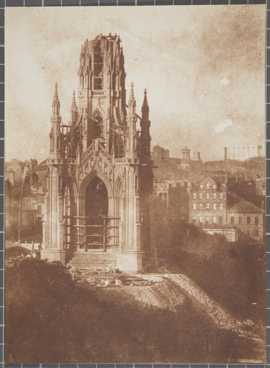Scott Anıtı, Edinburgh, inşaat sırasında, 1840-44 (kalotip negatiften tuzlu kağıt baskısı) by David Octavius Hill and Robert Adamson