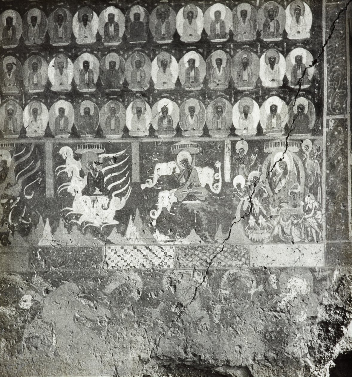 Lady Sumati'nin bin budası ve nidanası, Mağara 275, kuzey duvarı, Dunhuang Mağaraları, Çin, Fotoğraf 1275/1 (86) by Desmond Parsons