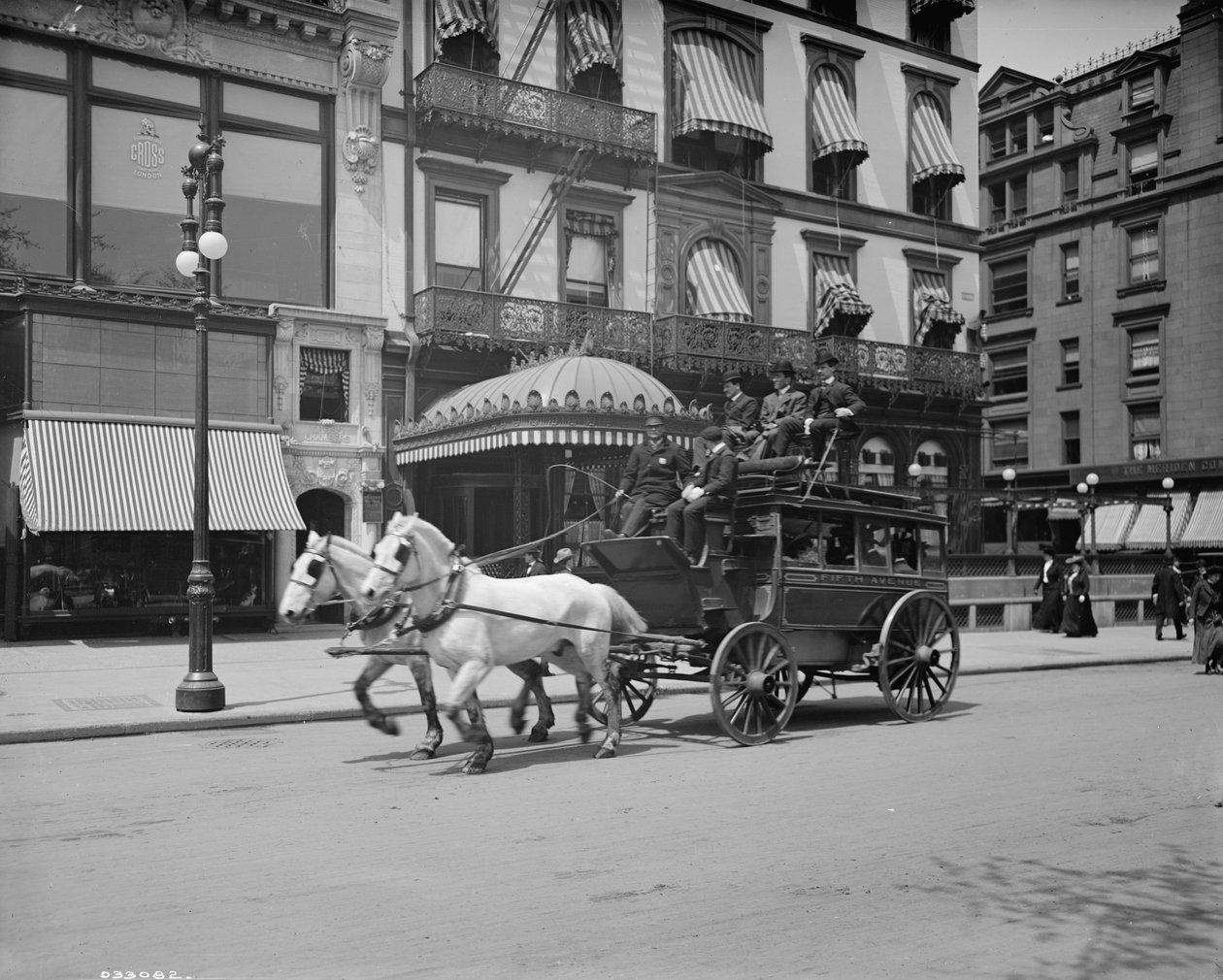 A 5th Ave stage, New York, N.Y., c.1900-10  by Detroit Publishing Co.