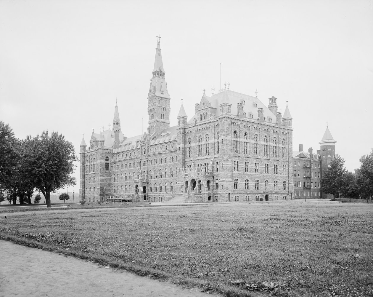 Genel görünüm, Georgetown Üniversitesi, Washington, D.C., c.1904 by Detroit Publishing Co.
