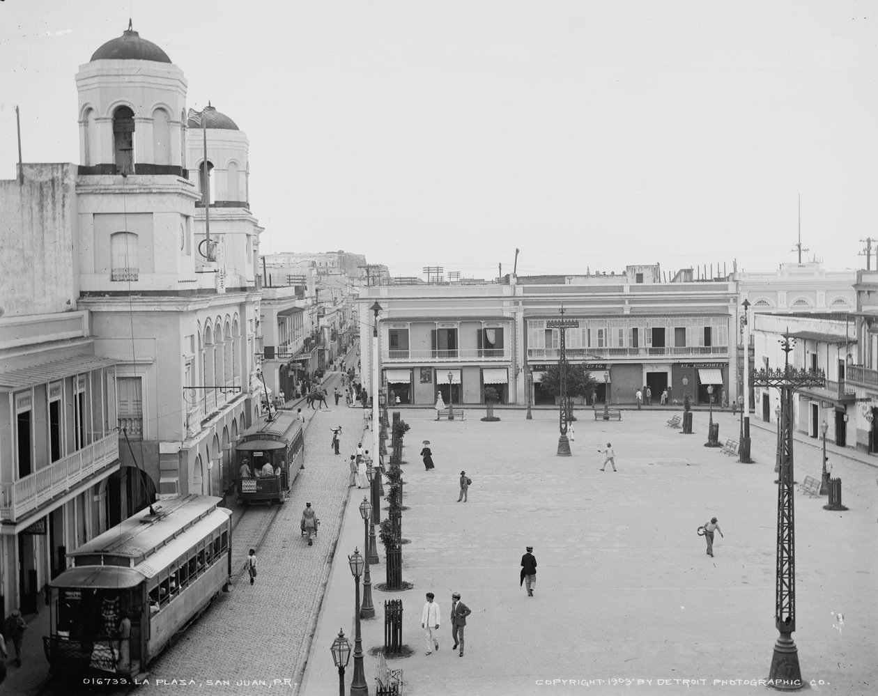 Plaza, San Juan, Porto Riko, c.1903 by Detroit Publishing Co.