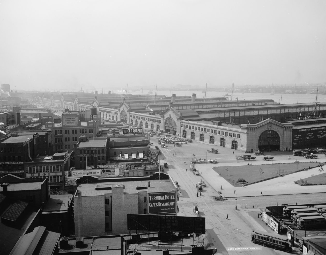 Apu-Paro Nehri ve Sacramento Plains turki manzarası by Detroit Publishing Co.