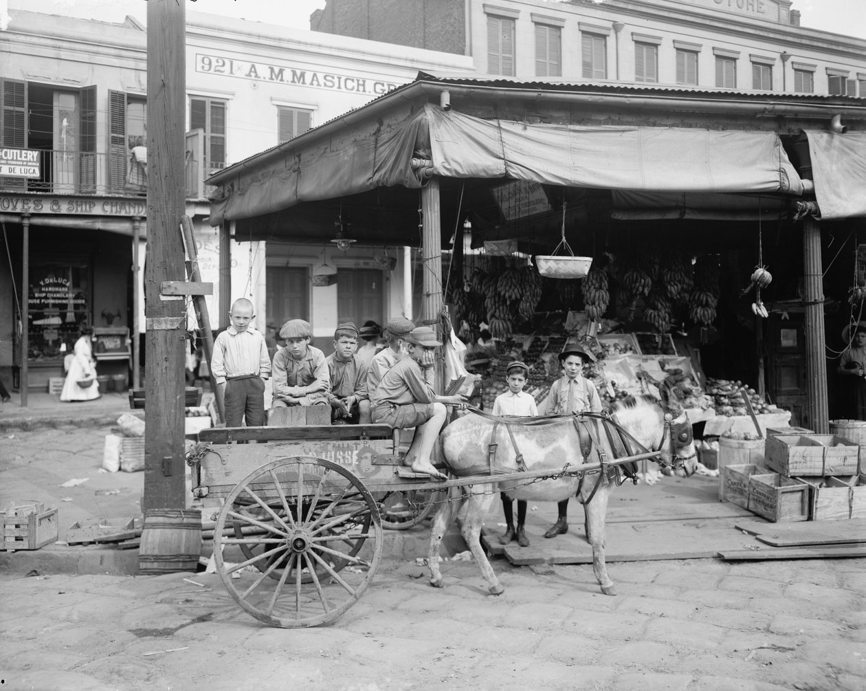 New Orleans, Fransız Pazarının bir köşesi, c.1900-10 by Detroit Publishing Co.