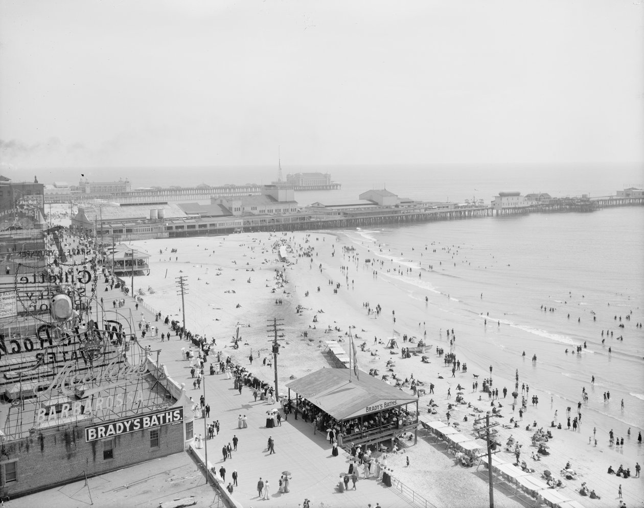 Plaj ve tahta kaldırım, Atlantic City, 1900-10 by Detroit Publishing Co.