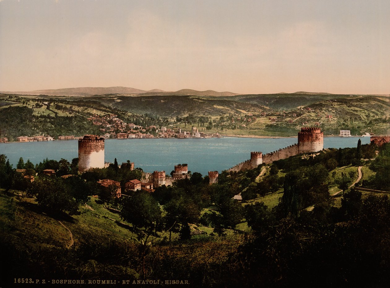 Boğaziçi, Rumeli ve Anadalı-Hissar, c.1890-1900 (fotokrom baskı) by Detroit Publishing Co.