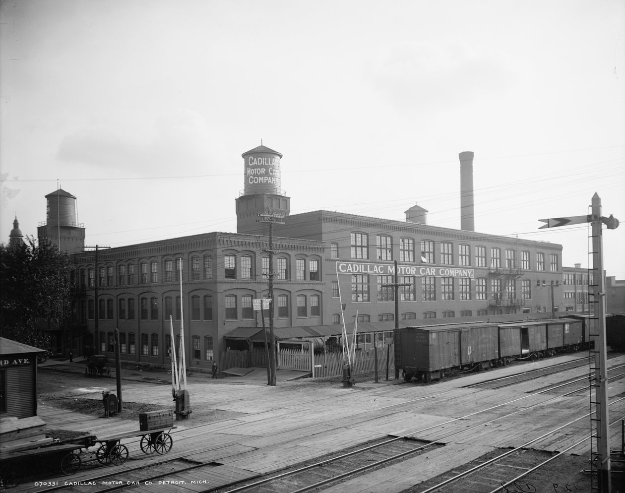 Cadillac Motorlu Araba Şirketi, Detroit by Detroit Publishing Co.