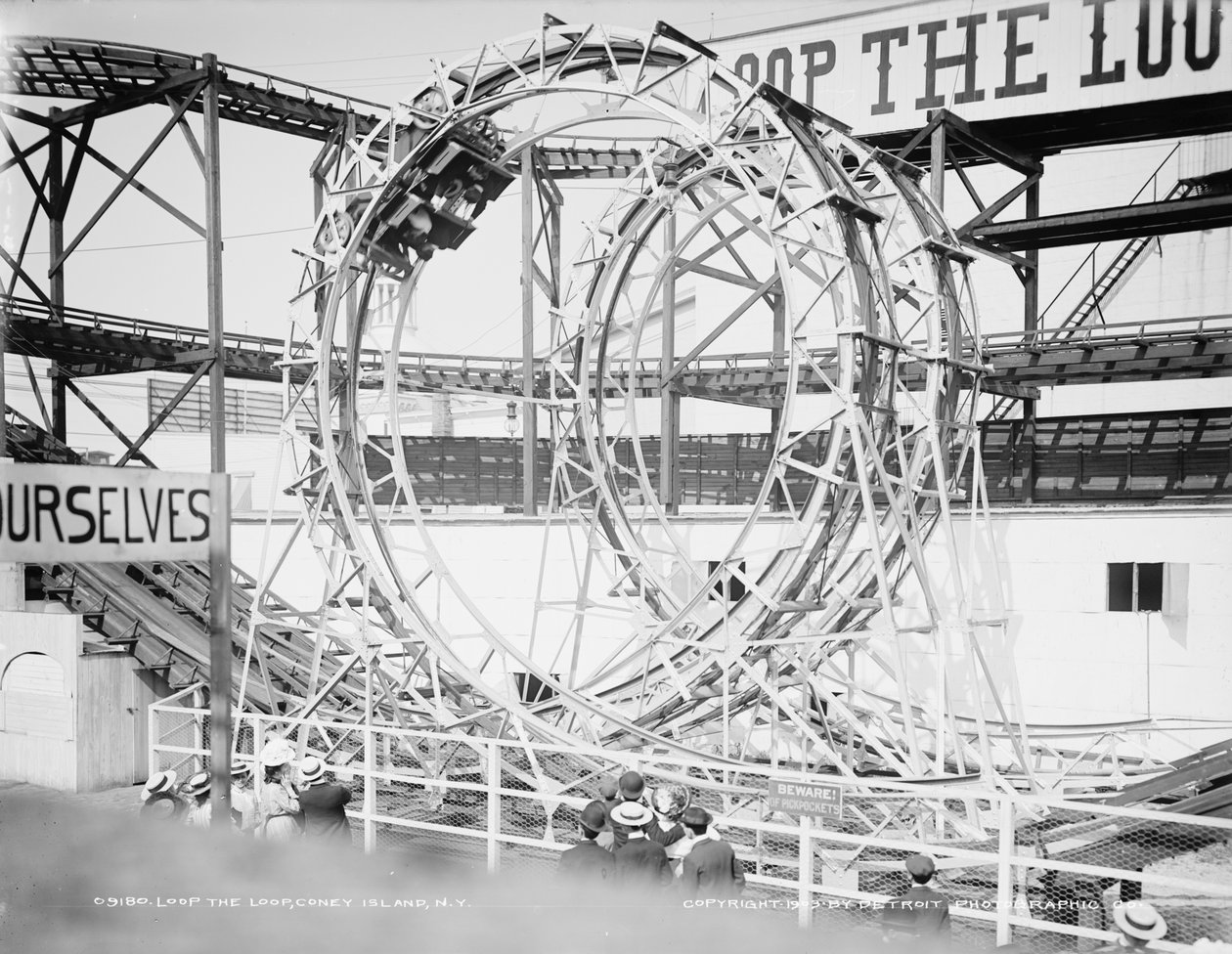 Loop the Loop, Coney Island, New York, c.1903 (s/b fotoğraf) by Detroit Publishing Co.