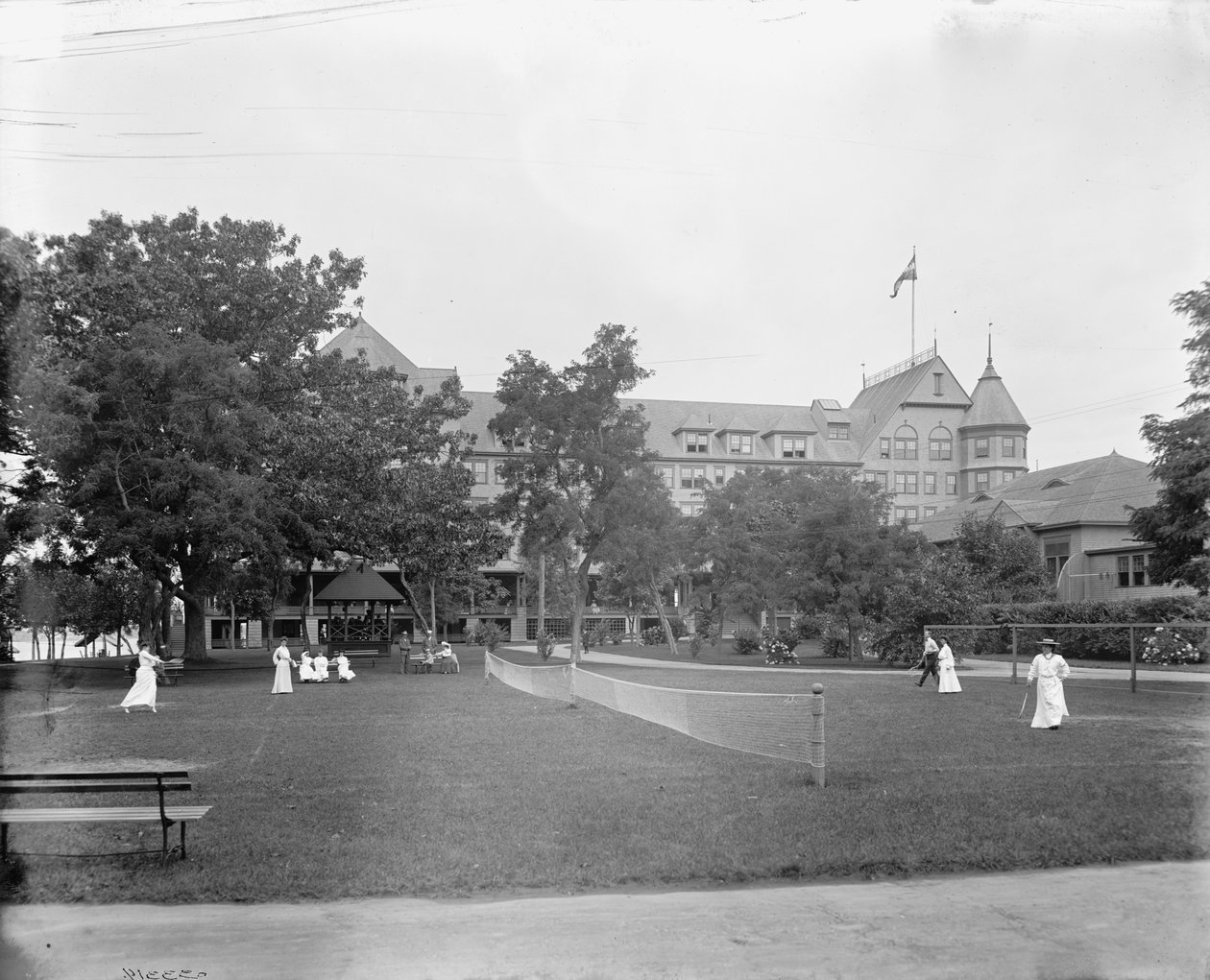 Manhasset, Manhanset House