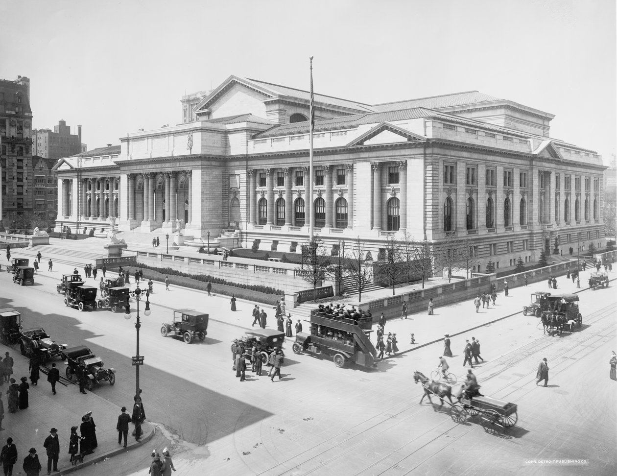 Halk Kütüphanesi Binası, New York City, ABD, c.1915 by Detroit Publishing Co.