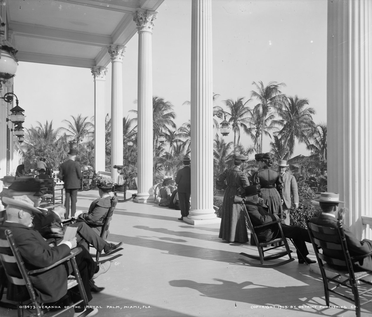 Royal Palm Oteli Verandası, Miami, Florida, 1905 dolayları by Detroit Publishing Co.