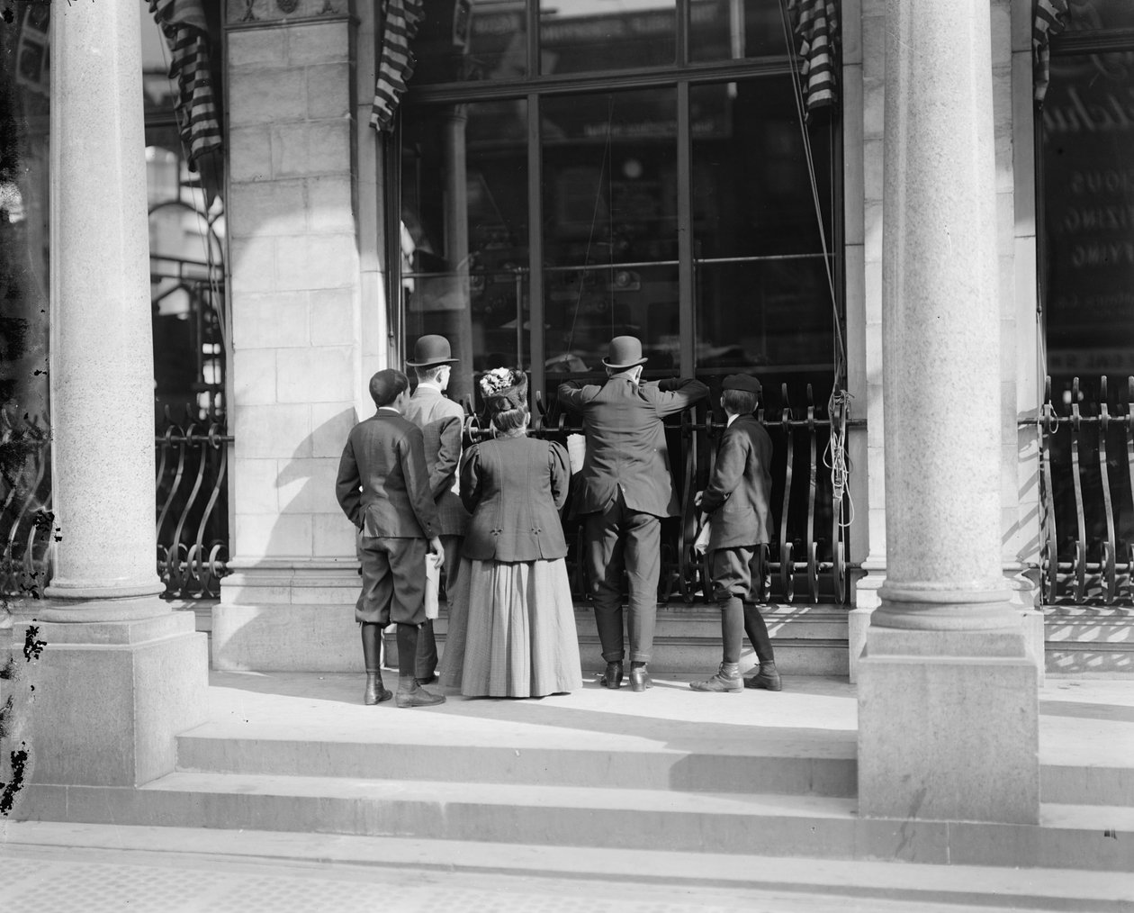 Herald preslerini izlemek, Herald Building, New York, N.Y., c.1900-10 by Detroit Publishing Co.