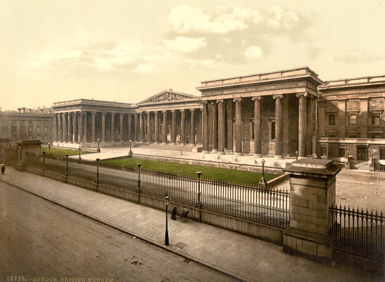 British Museum, Londra, c.1890-1900 (fotokrom) by Detroit Publishing Co.
