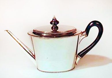 Çaydanlık, Svalte Striebeck tarafından yapılmıştır, Amsterdam, 1792 (gümüş) by Dutch School