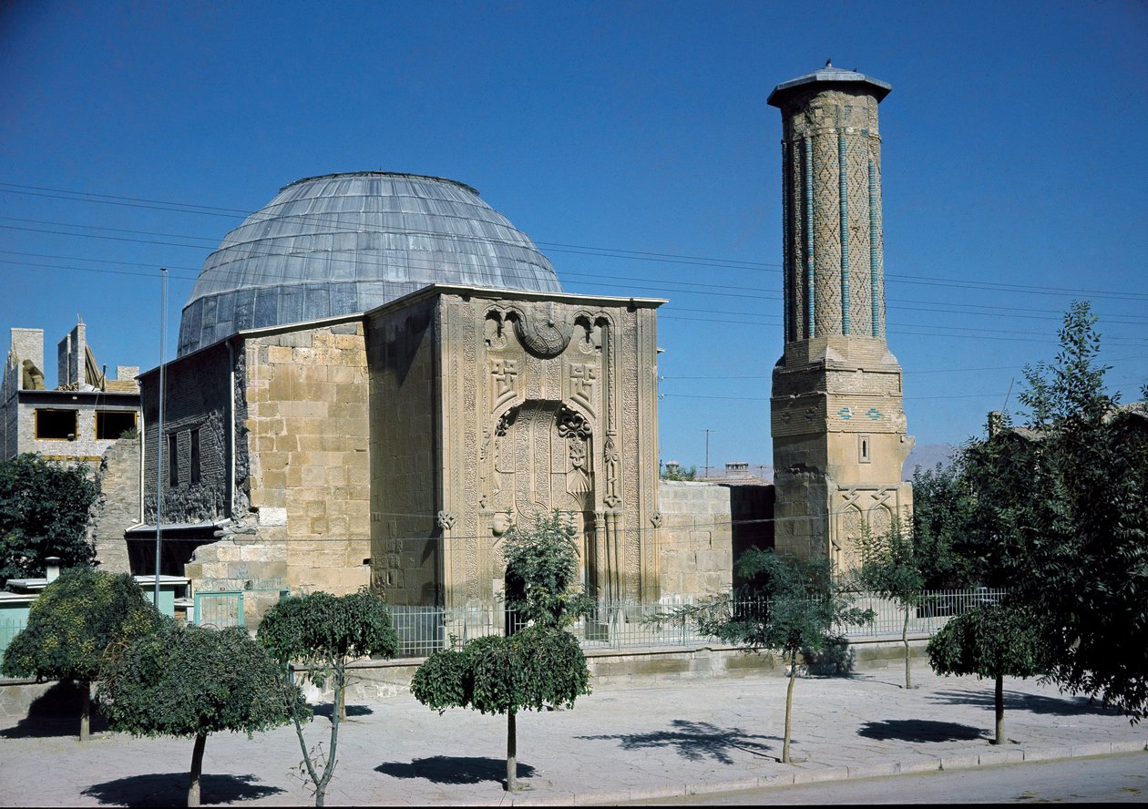 Minare Medrese Görünümü (1258) by Dynasty Seljuq