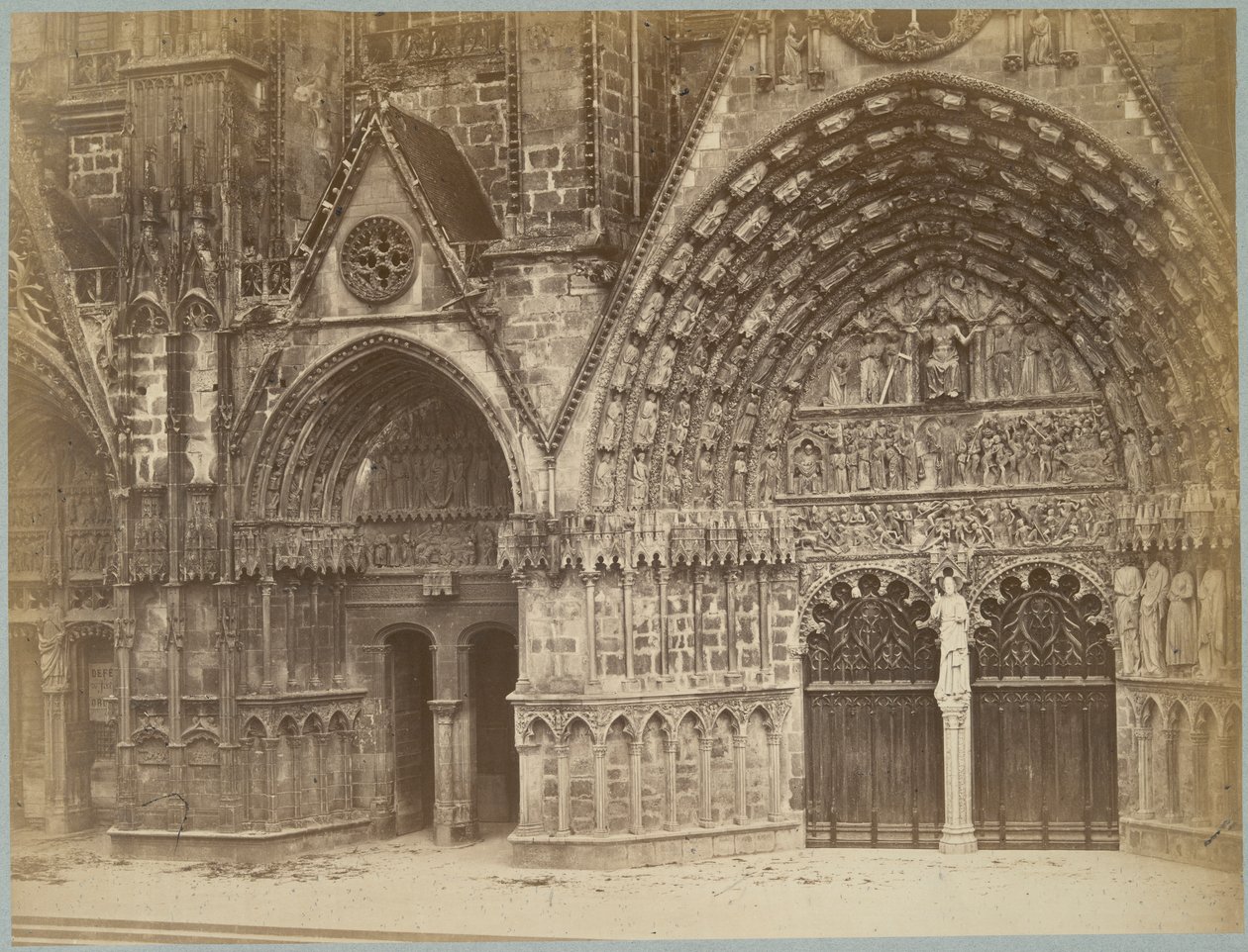 Batı Kapısı, Bourges by E. Quetier