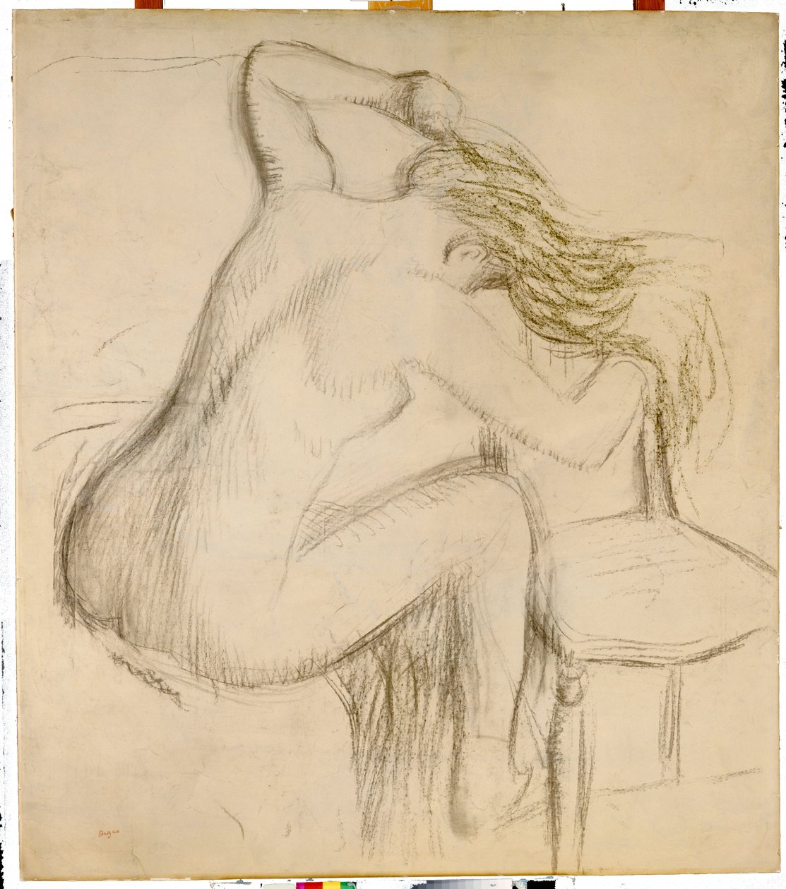 Oturan Çıplak Kadın Saçını Şekillendiriyor by Edgar Degas