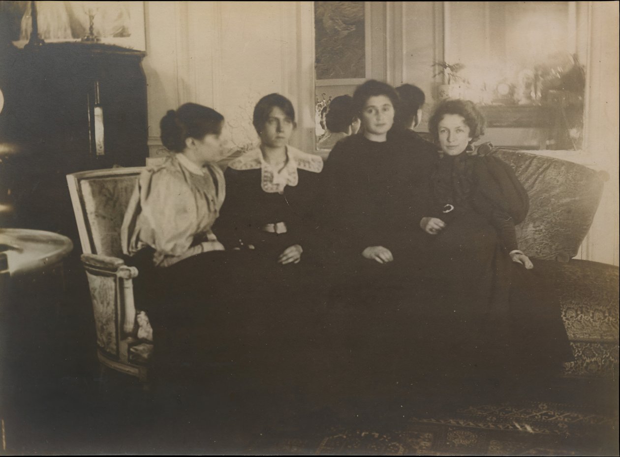 Paule Gobillard, Jeannie Gobillard, Julie Manet ve Geneviève Mallarmé, 1895. by Edgar Degas