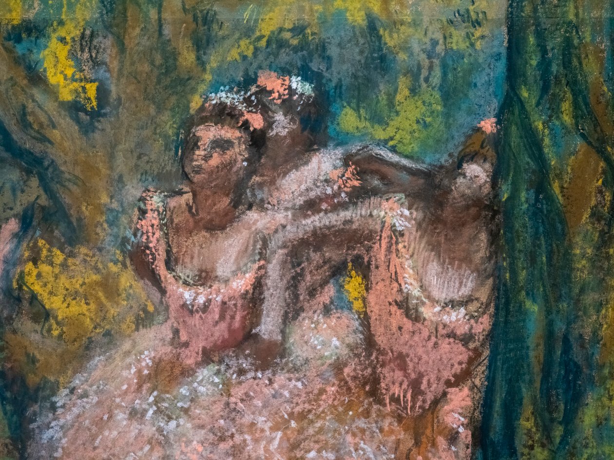 Somon etekli üç dansçı (detay). 1904-1906. Karton üzerine maroufle kağıt üzerine pastel. by Edgar Degas
