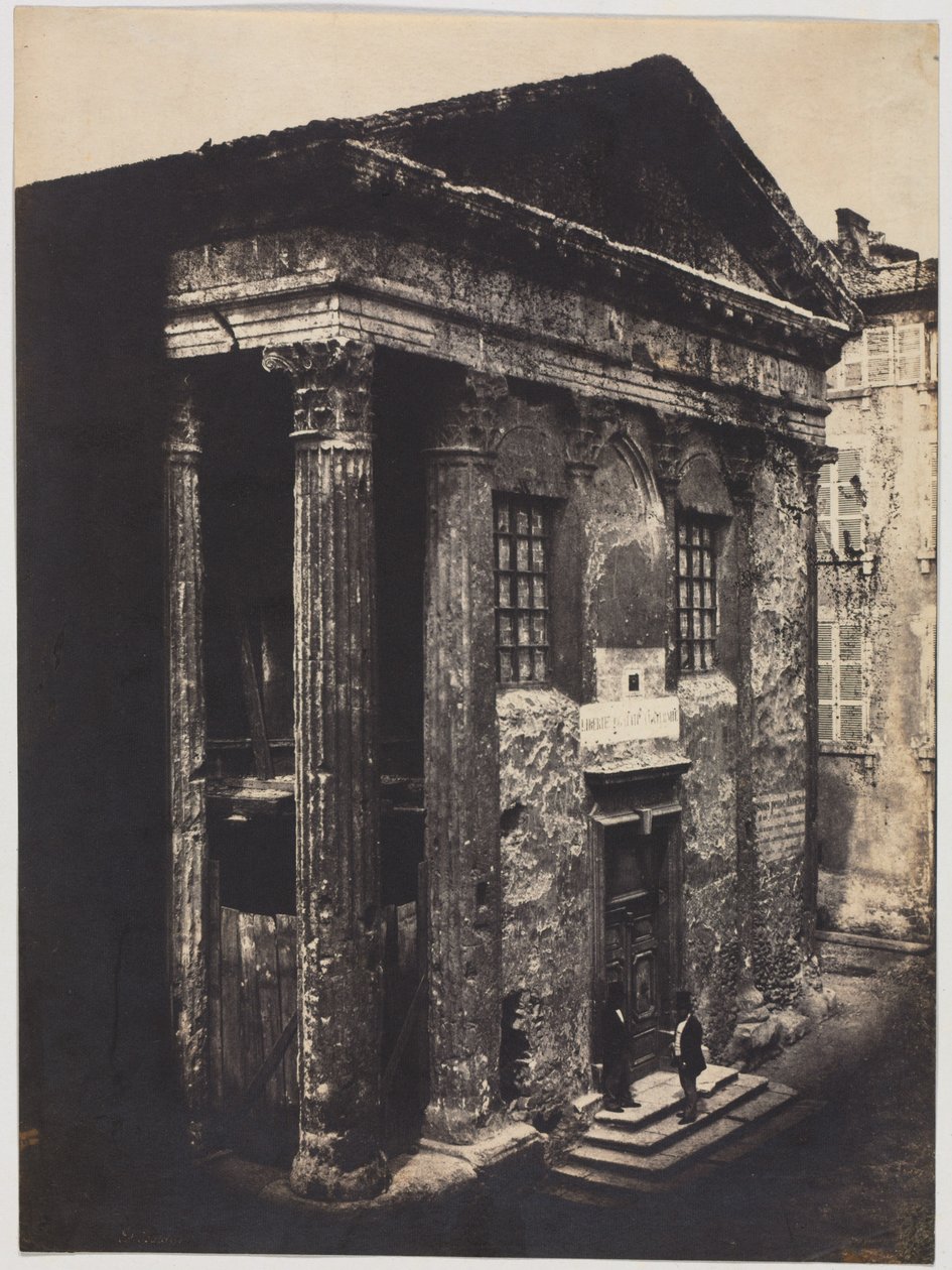 Cephe, Augustus ve Livia Tapınağı, Vienne, 1851. by Édouard Baldus