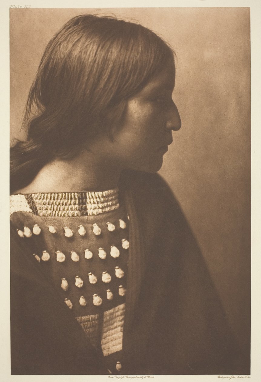 arikara kız by Edward S. Curtis