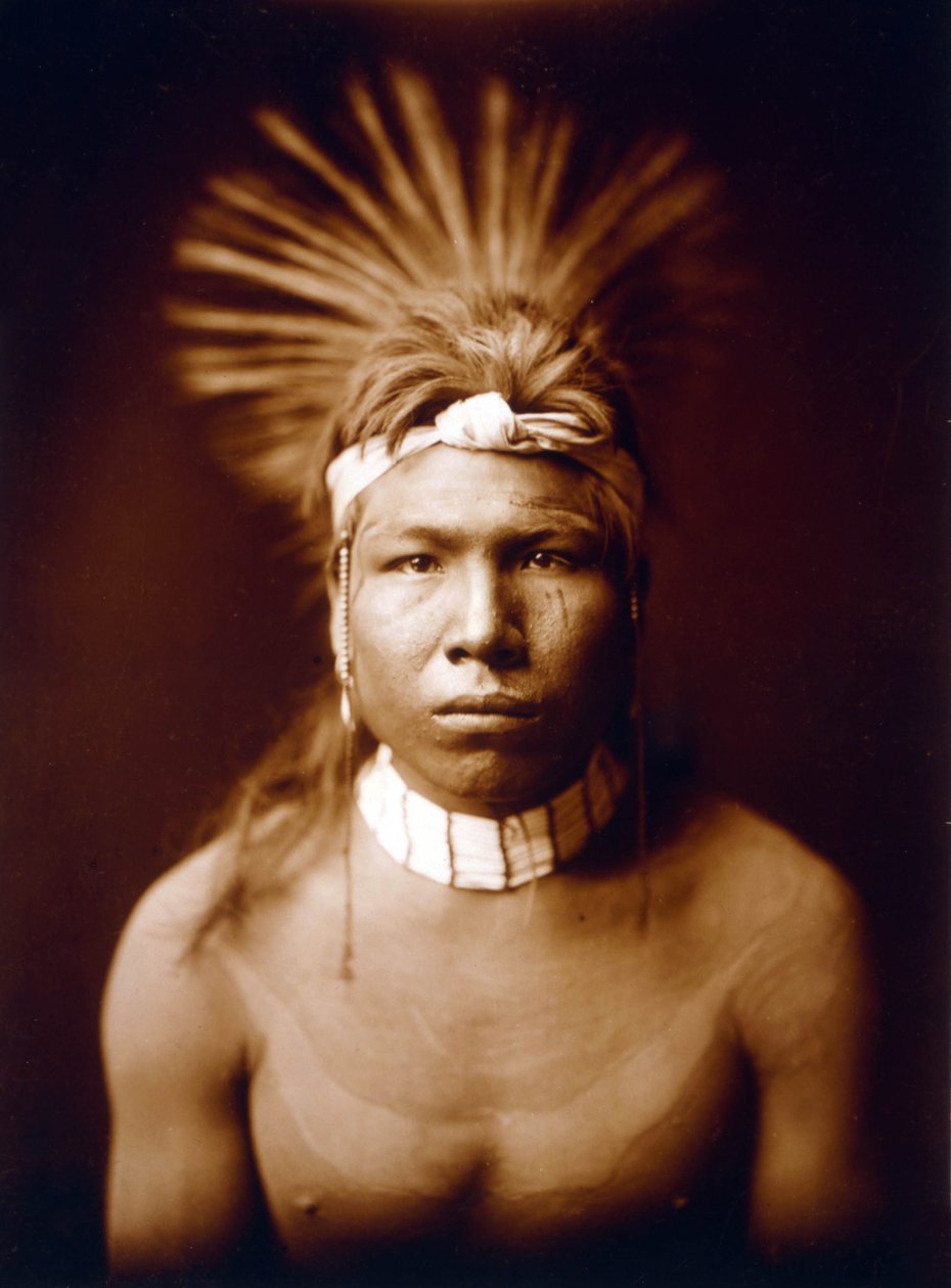 Siyah Saç, Kızılderili, yak. 1905, fotoğraf Edward S. Curtis by Edward Sheriff Curtis