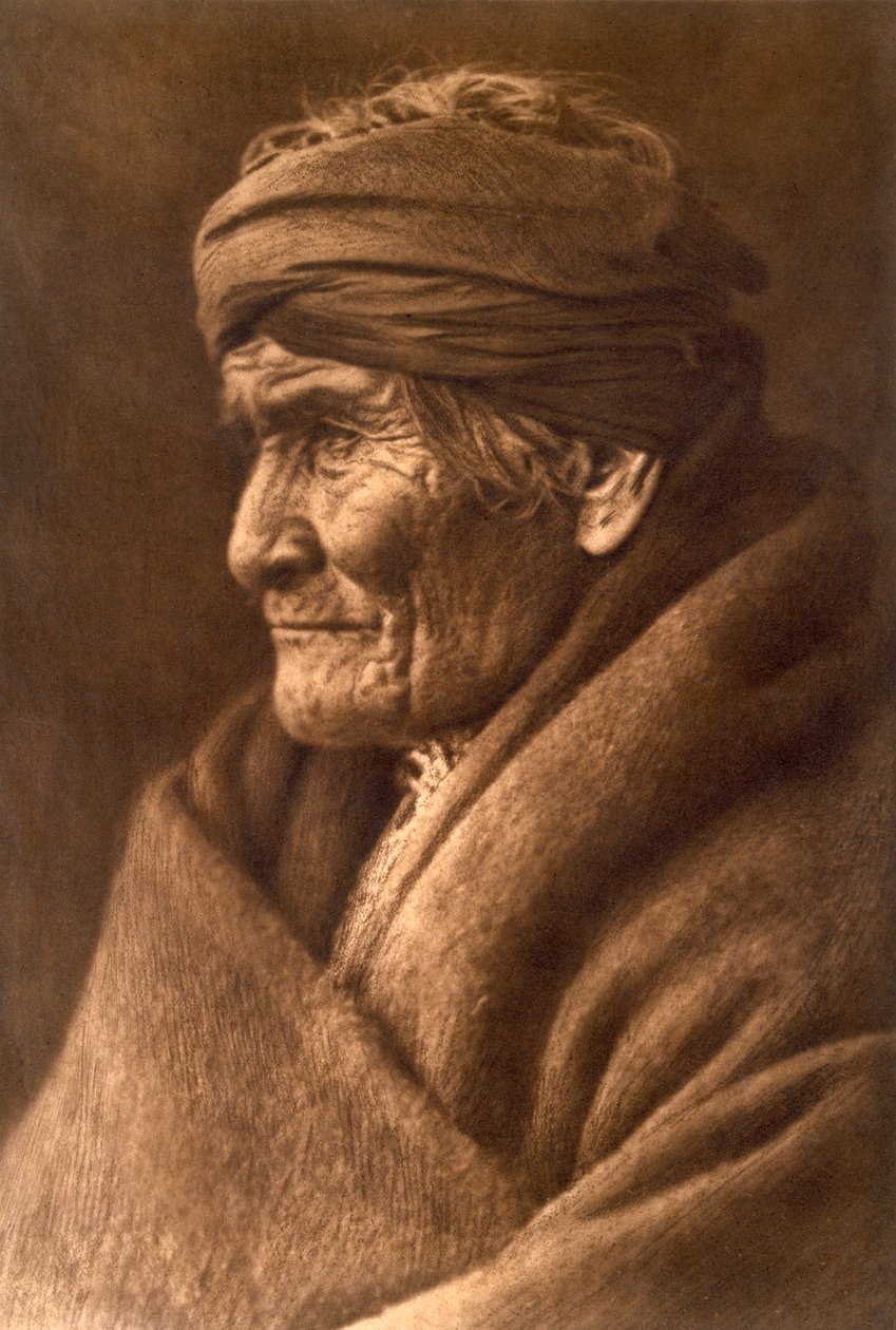 Apaçilerin Şefi Geronimo, 1907'de yaşlı bir adamken (fotogravür) by Edward Sheriff Curtis