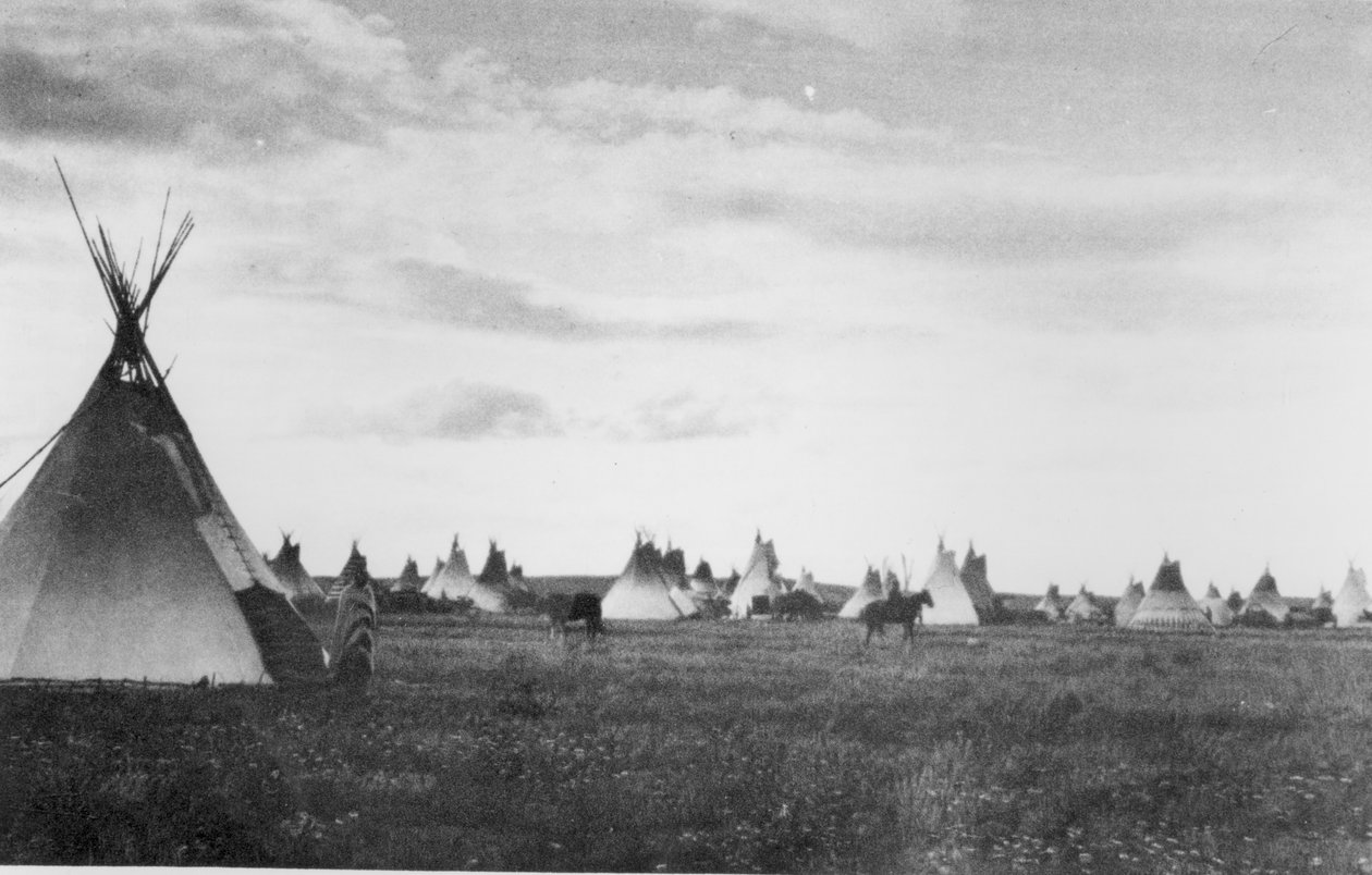 Piegan Kampı, 'Kuzey Amerika Yerlisi'nden by Edward Sheriff Curtis