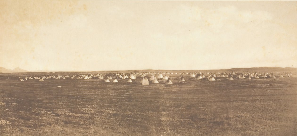 Güneş Dansı Kampı - Piegan, 1900. by Edward Sheriff Curtis