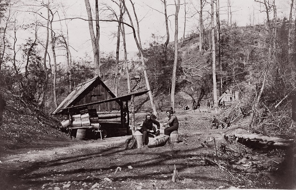 [James Nehri üzerinde Konfederasyondan Barut Çıkarmak İçin Kurulan Bir Birlik İstasyonu ..., 1864. by Egbert Guy Fowx.