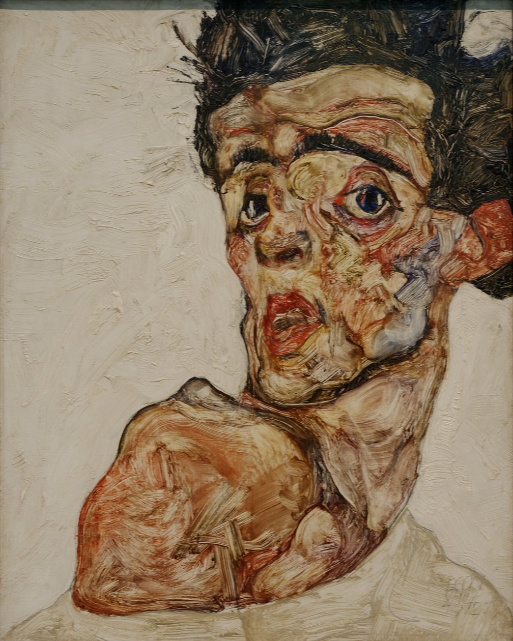 Yükseltilmiş çıplak omuzlu otoportre by Egon Schiele