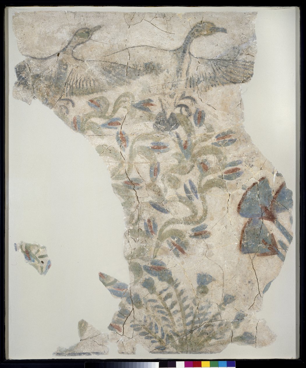 Bir bataklıktan uçan kazları betimleyen boyalı kaldırım parçası, Yeni Krallık by Egyptian 18th Dynasty
