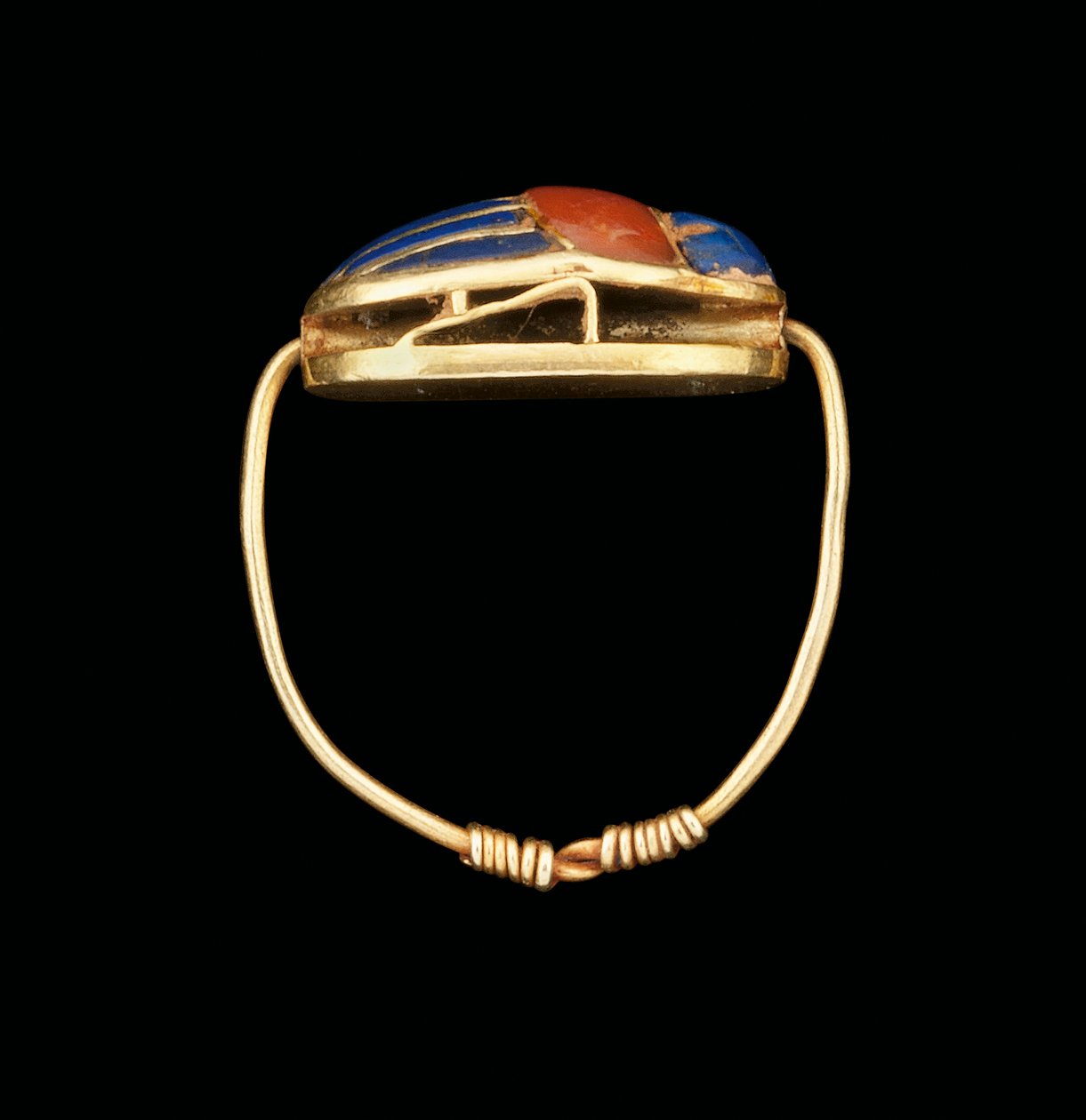 Bokböceği parmak yüzüğü, Orta Krallık by Egyptian 12th Dynasty