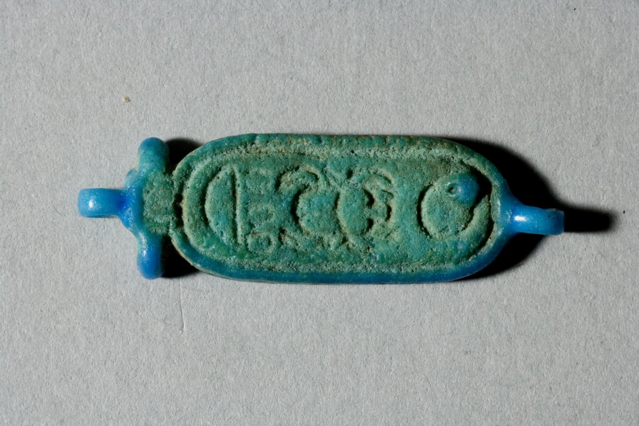 Tutankhamun kartuşlu boncuk, Yeni Krallık, Tutankhamun saltanatı, MÖ 1336-27 (fayans) by Egyptian 18th Dynasty