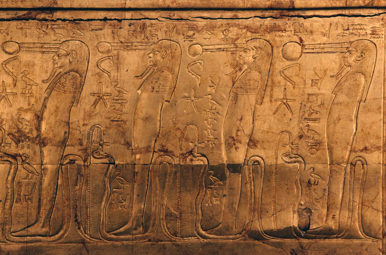 Yaldızlı ahşap tabut üzerindeki rölyef, Tutankhamun Hazinesi by Egyptian 18th Dynasty