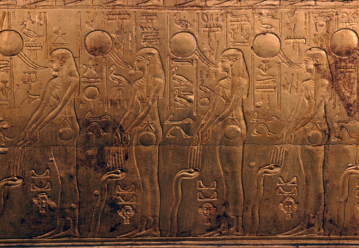 Yaldızlı ahşap tabut üzerindeki rölyef, Tutankhamun Hazinesi by Egyptian 18th Dynasty