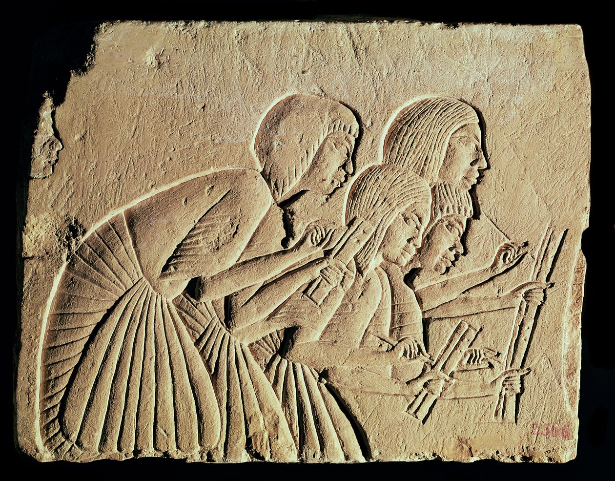 Dört yazıcıyı iş başında gösteren tablet, Yeni Krallık, MÖ 1400 dolayları by Egyptian 18th Dynasty