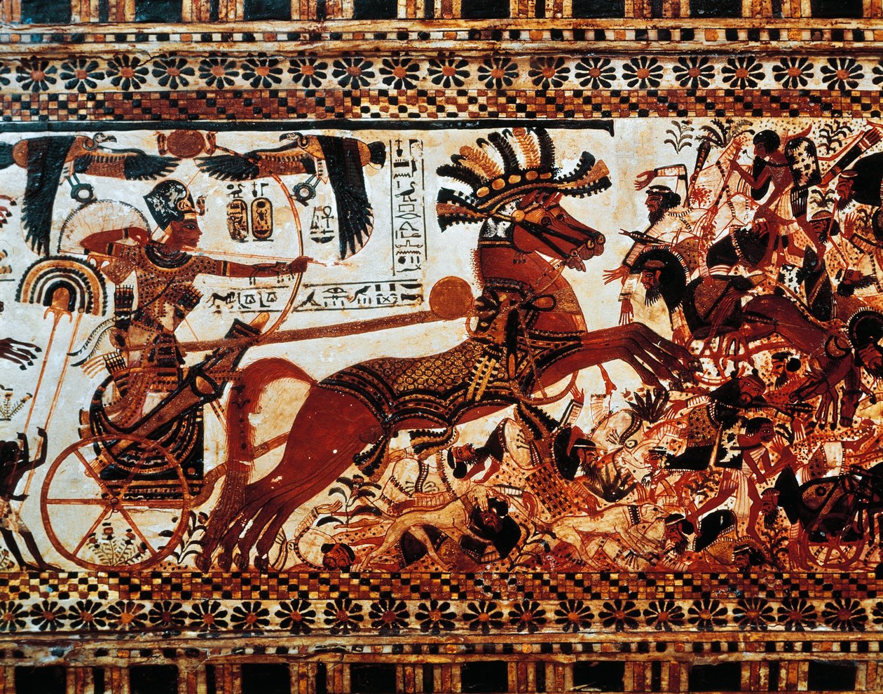 Av Kutusu. Kralı savaş arabasında Asyalı düşmanları yenerken tasvir eden sahnenin ayrıntıları, Yeni Krallık, Hanedan XVIII by Egyptian 18th Dynasty
