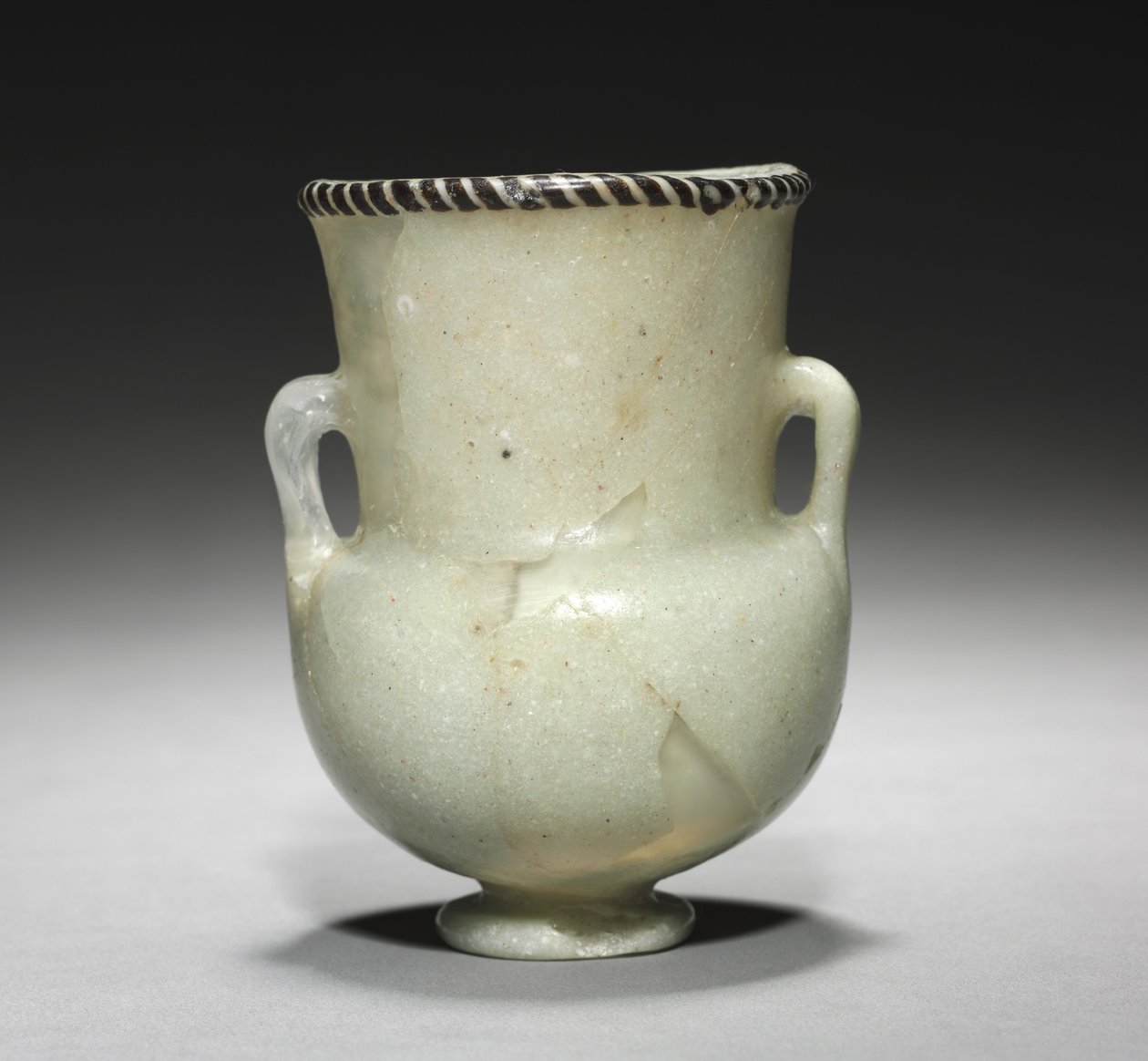 Unguent Şişesi veya Krateriskos, 18. Hanedan Sonu, MÖ 1336-1295 dolayları by Egyptian 18th Dynasty