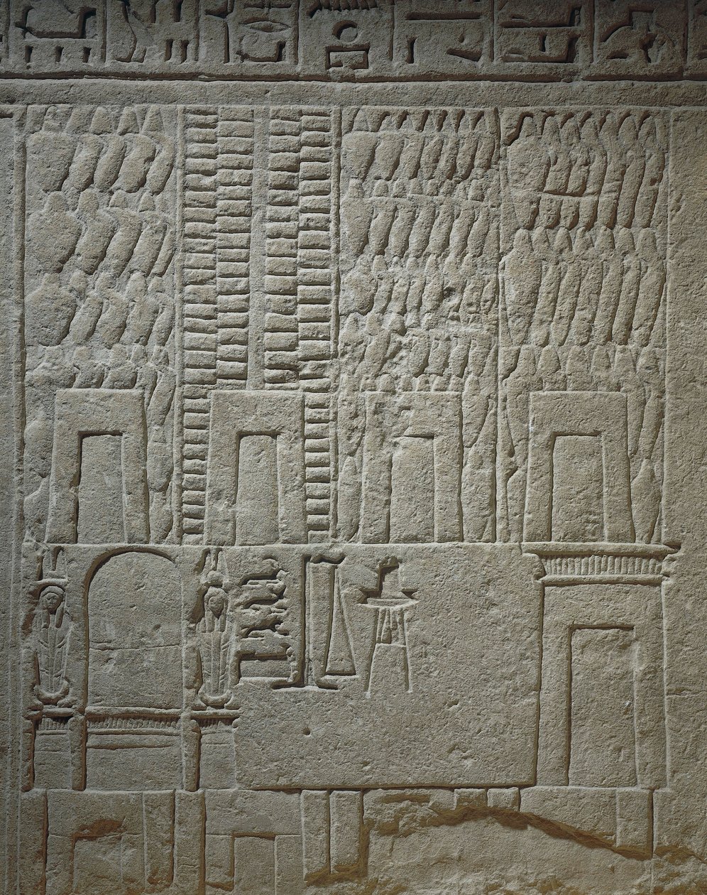 Malların tartılması için terazilerin bir depo detayını gösteren duvar kabartması by Egyptian 18th Dynasty