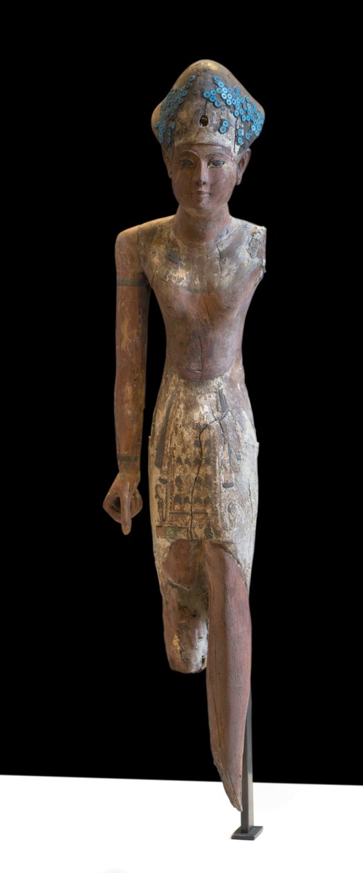 Ön peştamal giyen ve mavi tacın başörtüsü olan Hükümdar Ramesside Heykeli by Egyptian 19th Dynasty