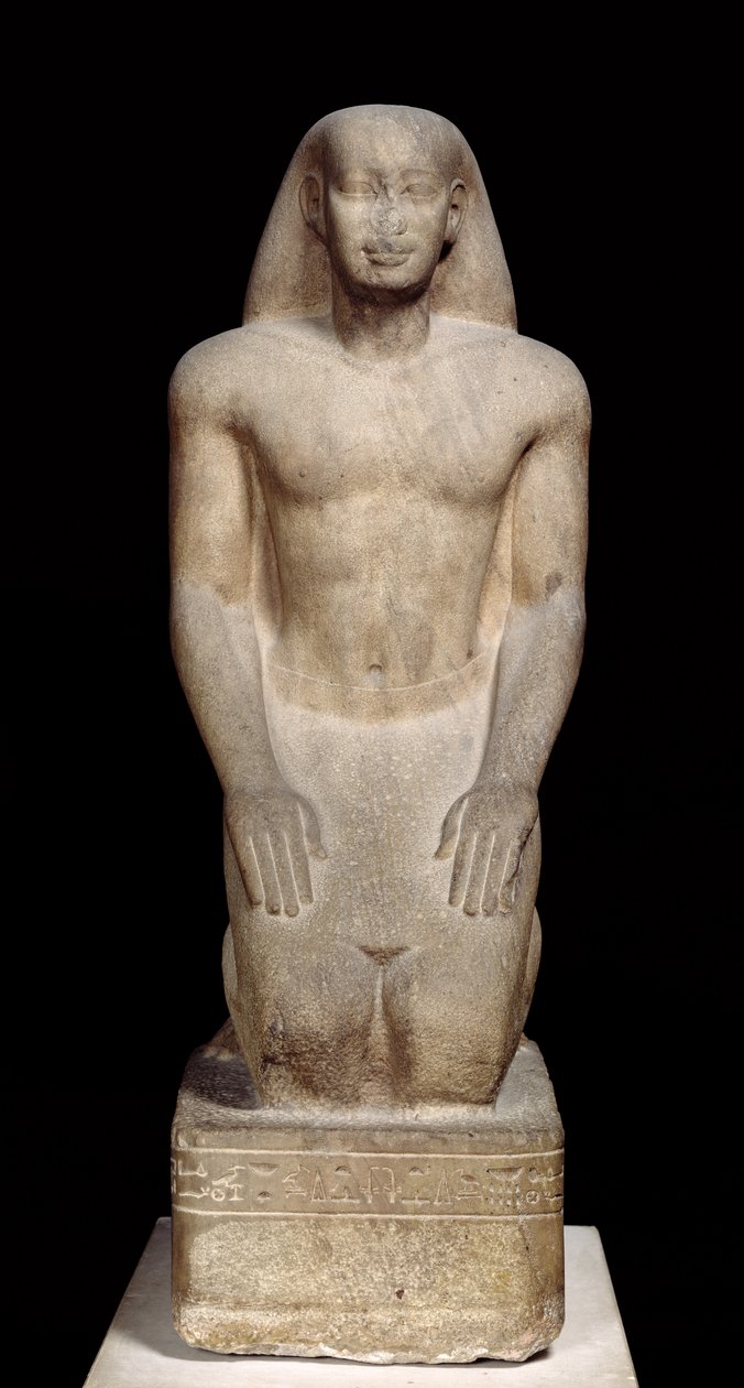 Diz çökmüş Nakhtorheb heykeli, Saite Dönemi, yaklaşık MÖ 595-589 (kuvarsit) (ayrıca bkz. 105657 ve 280065) by Egyptian 26th Dynasty