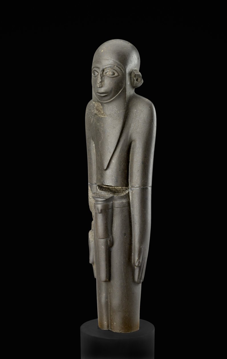 Protodinistik döneme (MÖ 2900-2650) atfedilen, penis kılıflı bir kemer ve başlık takan sakallı bir adam heykeli (bazalt) by Egyptian 2nd Dynasty