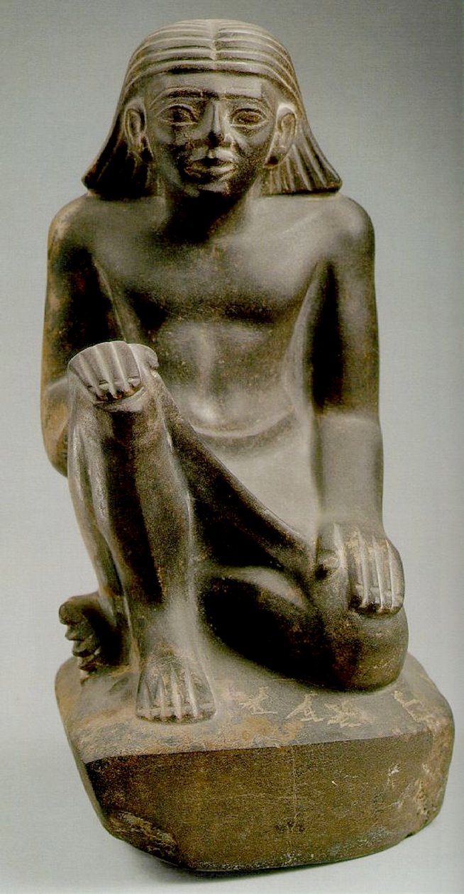 Oturan Prens Tjau (greywacke) by Egyptian 6th Dynasty