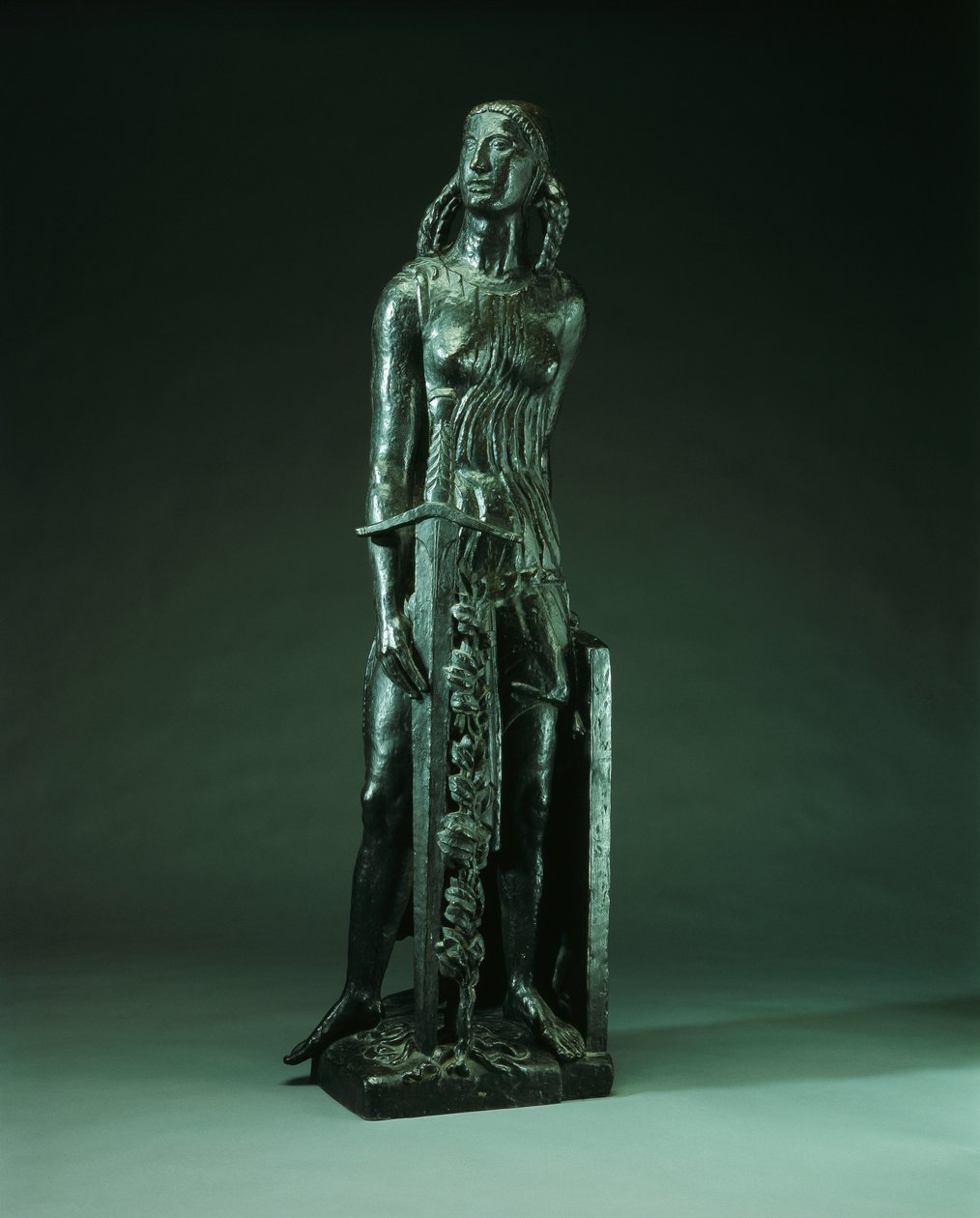 Zafer, c.1921 (koyu kahverengi patine ile bronz) by Emile Antoine Bourdelle